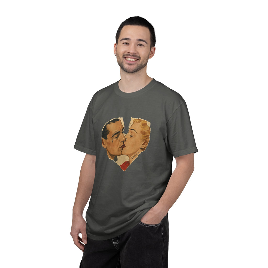 Loot Cakes Vintage Kiss Tee